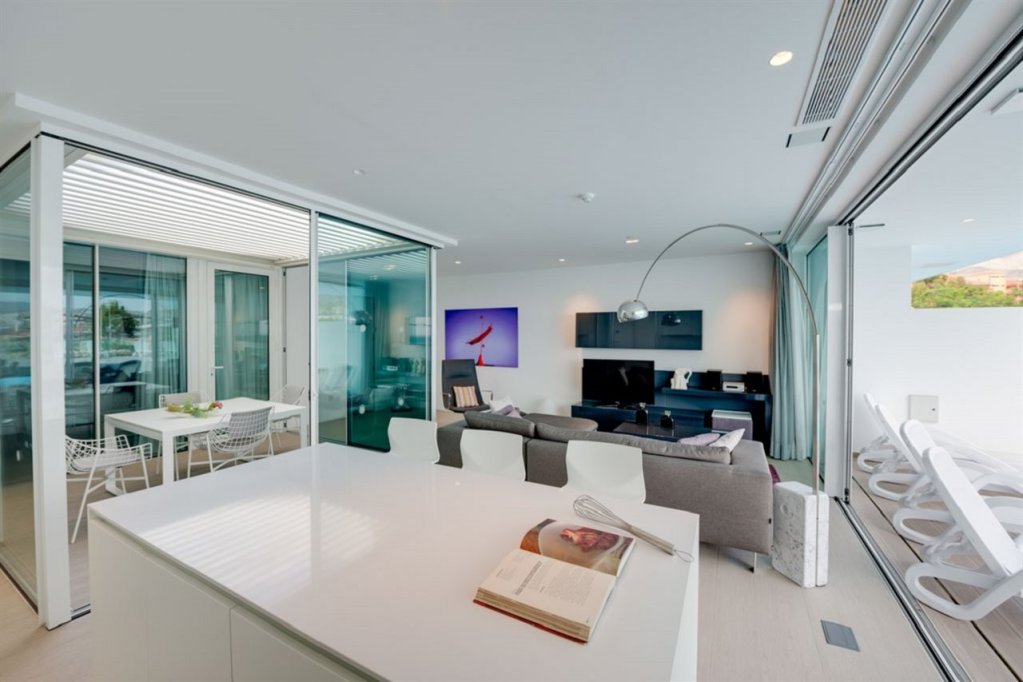 Фото Отель Baobab Suites