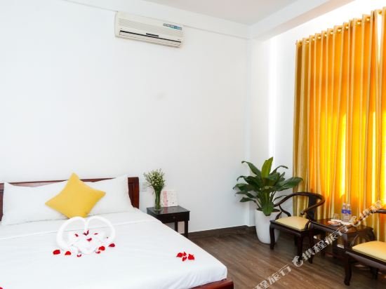 Фото Hue Royal Hotel