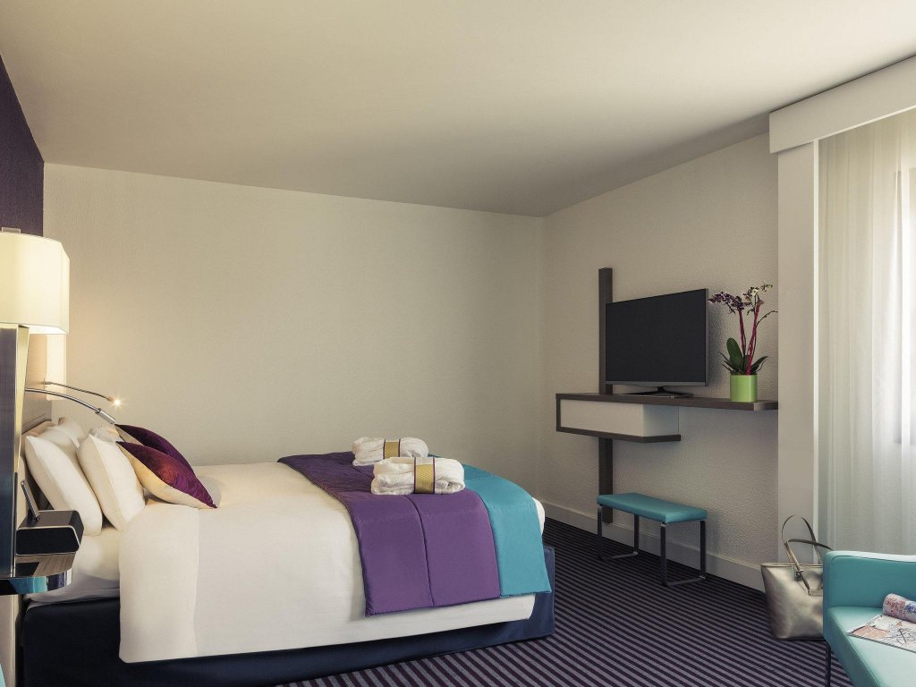 Фото Mercure Marseille Centre Vieux Port