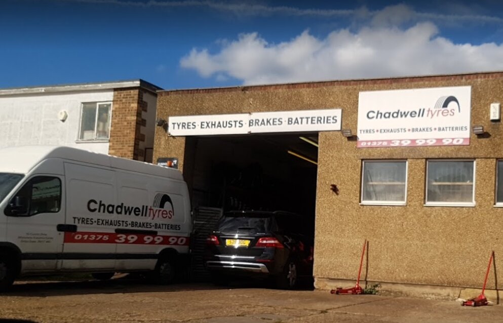 Vehicle assessment Chadwell Tyre & Auto Ltd, England, photo