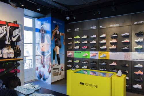 Come up with Flock Fuss Nike Store Chiado — Yandex Maps