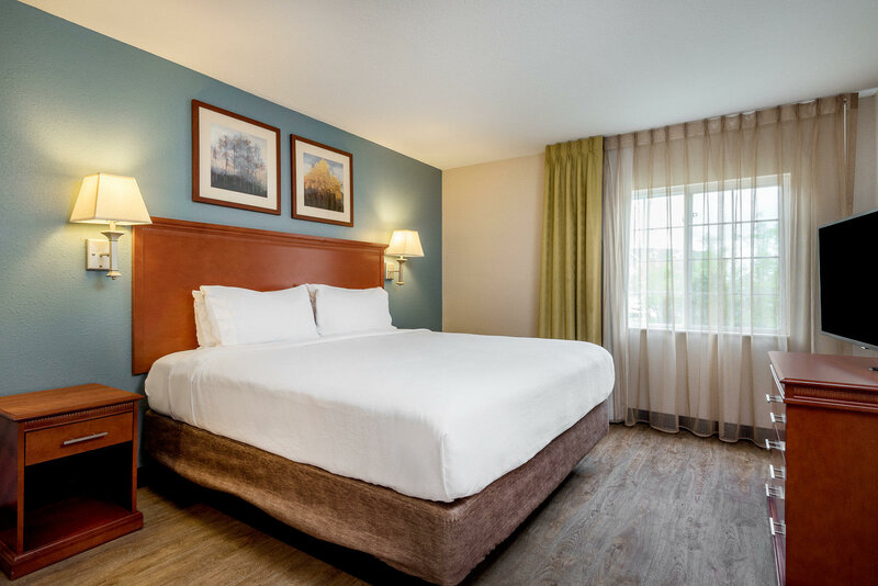 Гостиница Candlewood Suites Rocky Mount, an Ihg Hotel
