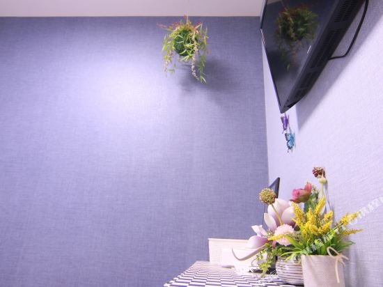 Фото The Road Hotel