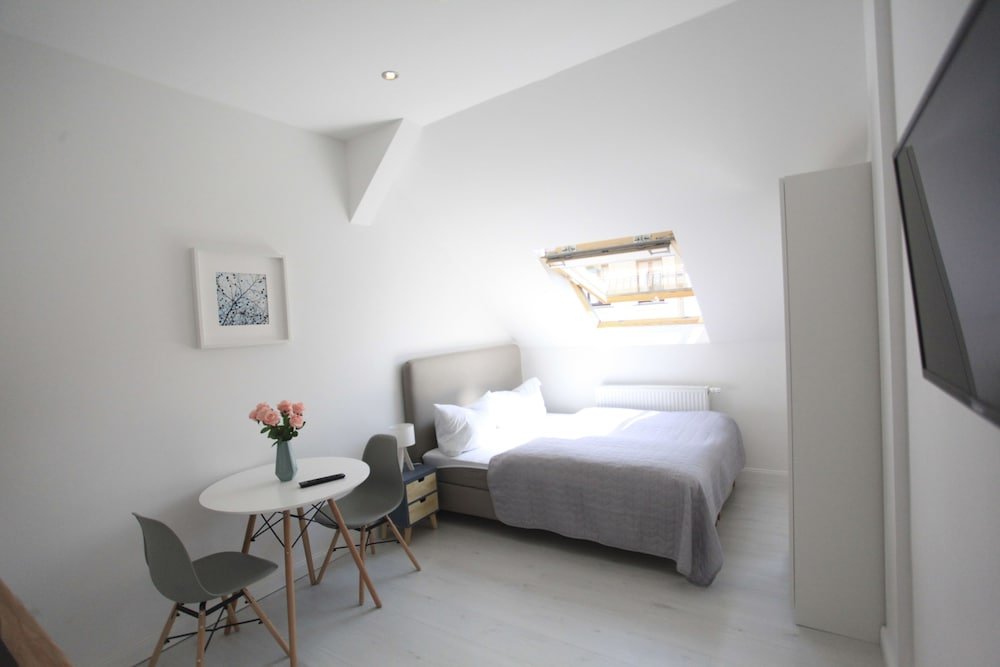 Фото Zollikof Aparts - Sauna & Studioapartments