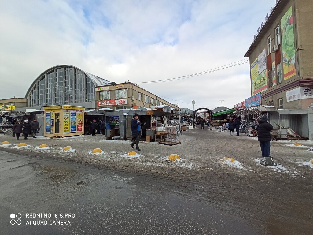 Farmers' market Sennoy rynok, Saratov, photo