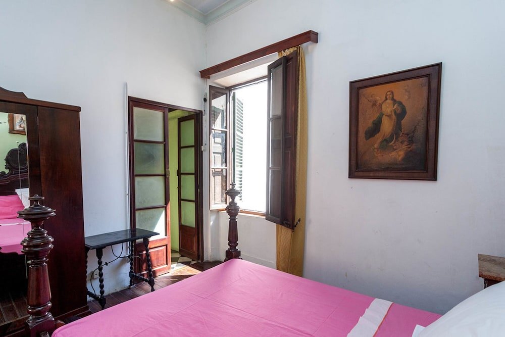 Фото Hostal Pons