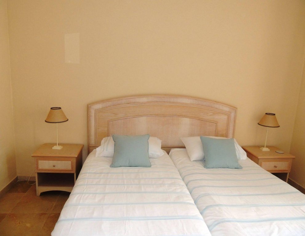 Фото Jardines de las Golondrinas