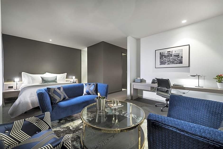 Фото The Melbourne Hotel