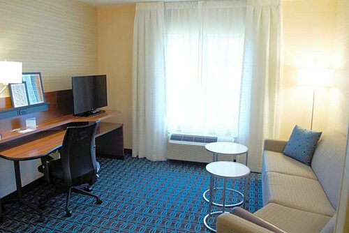 Гостиница Fairfield Inn & Suites Stroudsburg Bartonsville Poconos