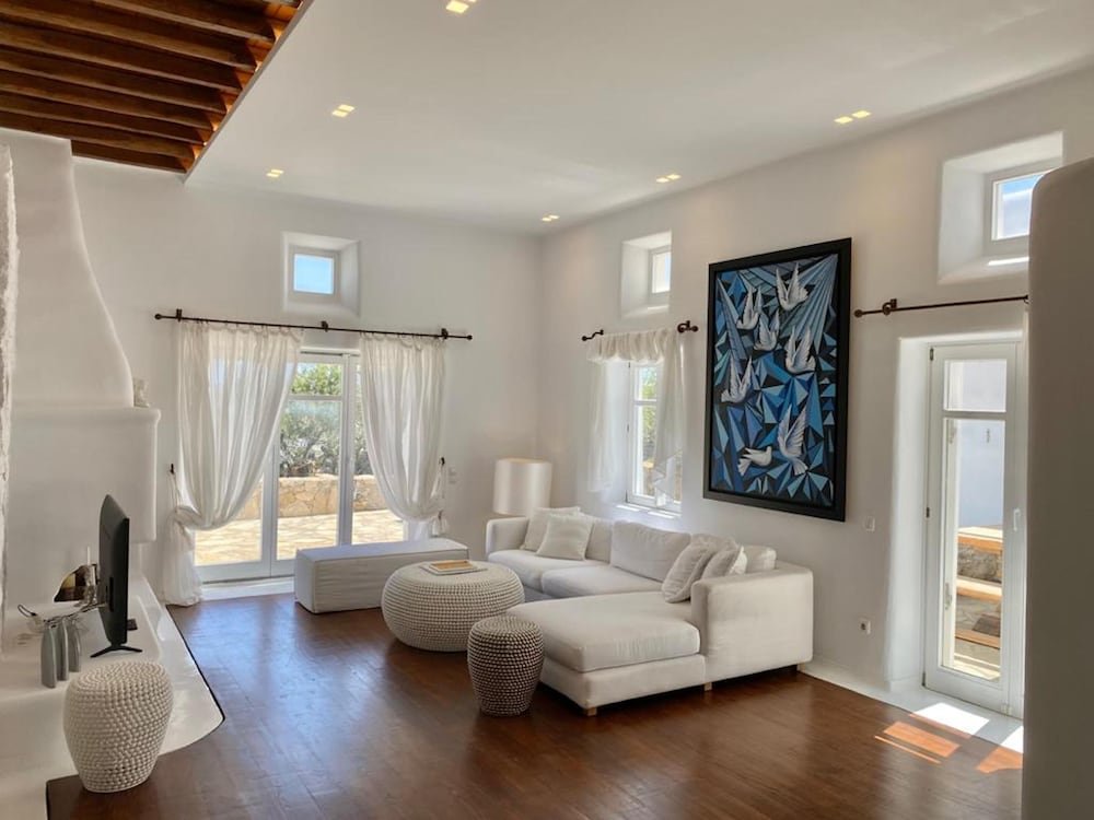 Фото Villa Alessandra - Near Ornos Beach