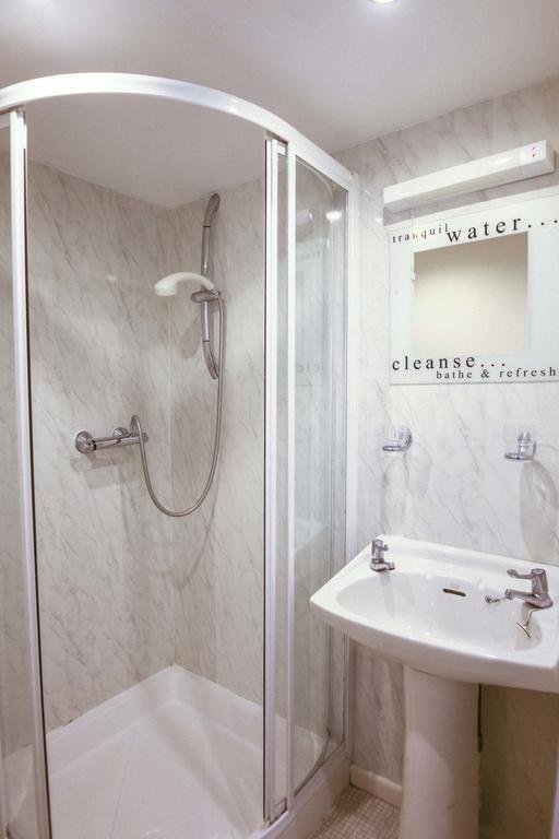 Фото Timrick Lodge Hotel