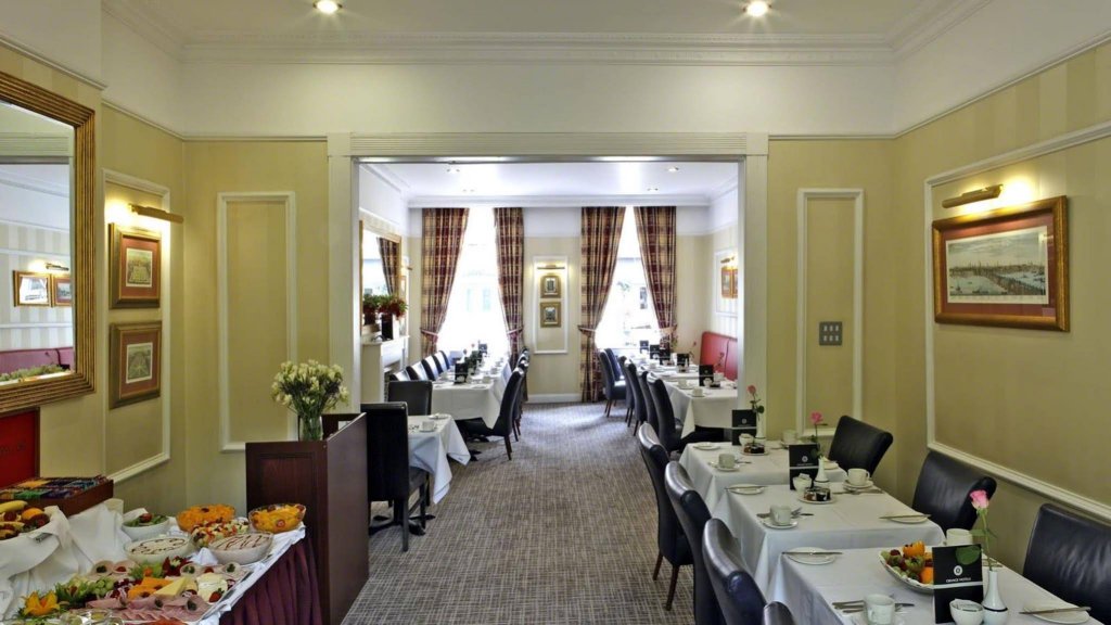 Фото Grange Clarendon