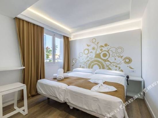 Фото Welikehotel Triton Beach Hotel