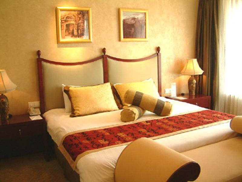 Фото The Bund Riverside Hotel