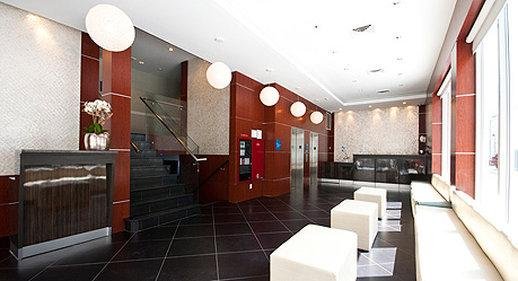 Фото Wyndham Garden Long Island City