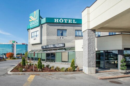 Гостиница Quality Inn & Suites Brossard