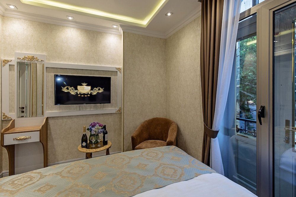 Фото Aqua Liberty Hotel