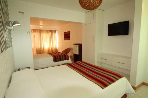 Фото Avenida Hotel