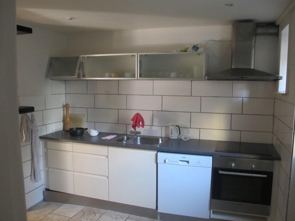 Фото Guesthouse Sharon Suite