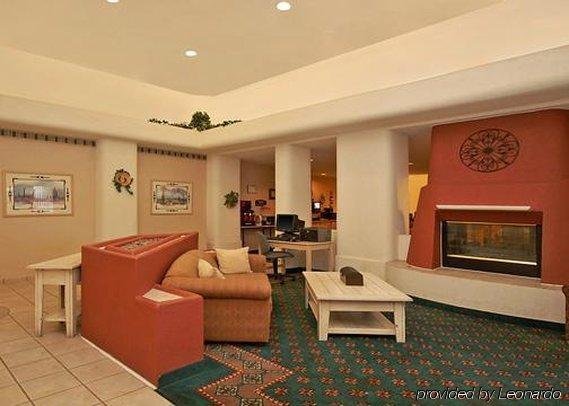 Фото Comfort Suites Peoria Sports Complex