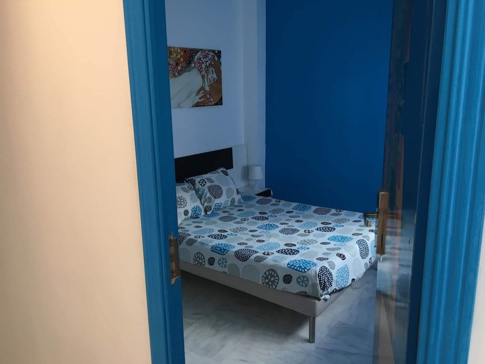 Фото The Spot Central Hostel