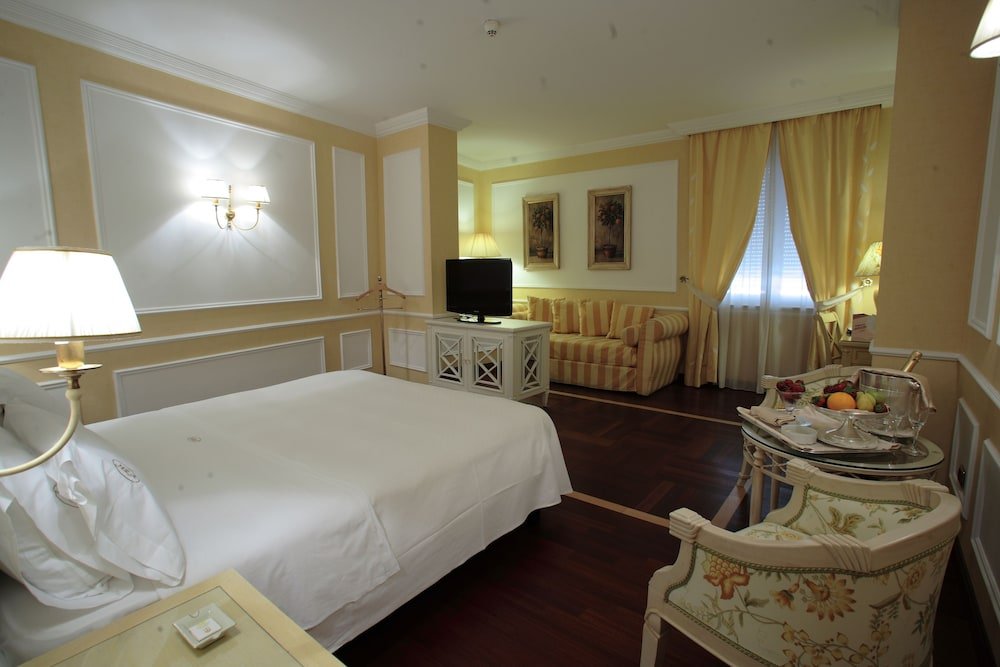 Фото Palazzo Alabardieri