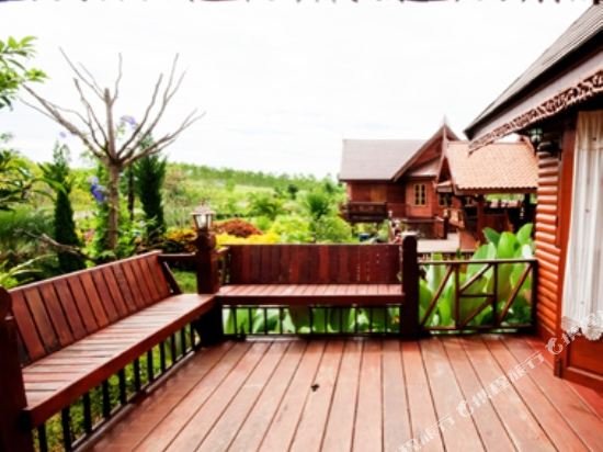 Фото Baan Rai Sujira