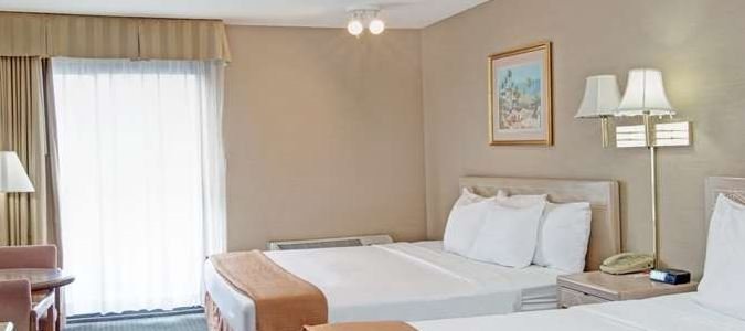 Фото Howard Johnson by Wyndham Torrance