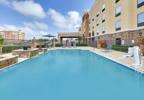 Гостиница Hampton Inn & Suites Dallas-Arlington-South