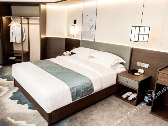 Фото Golden Port Hotel