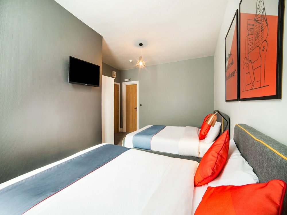 Hotel Oyo Townhouse Apollo, London, photo