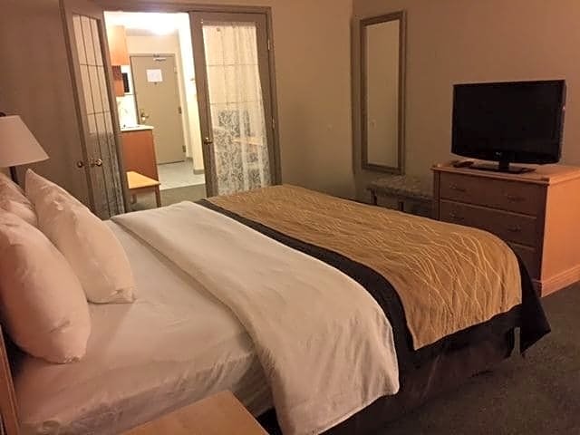 Фото Comfort Inn & Suites