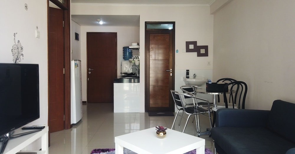 Фото Gorgeous 2BR Apartment at Gateway Pasteur