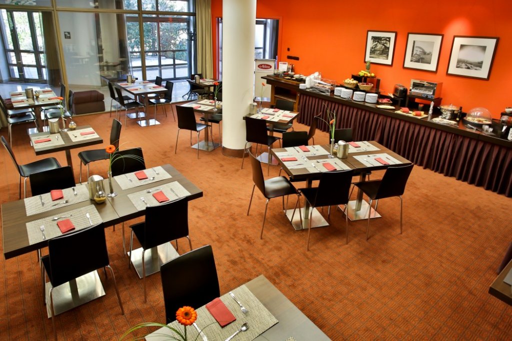 Фото Adina Apartment Hotel Budapest