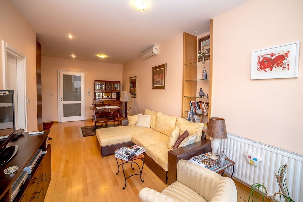 Фото Art Deco Apartment