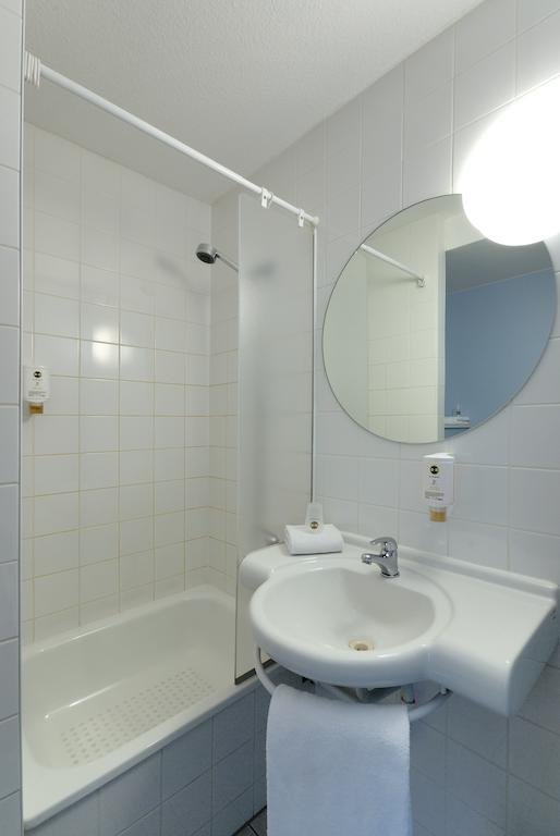 Фото B&b Hotel Bochum-Herne