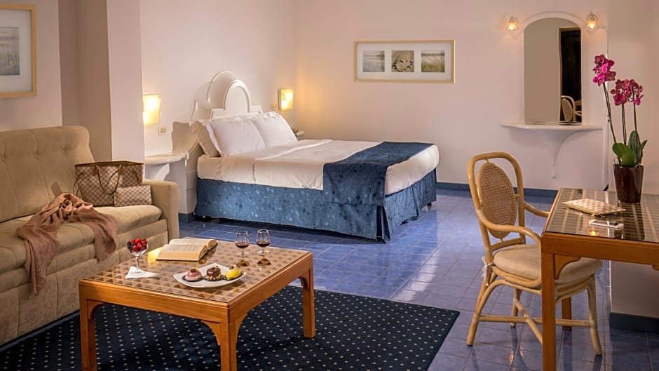 Фото Hotel Shangri-La Roma