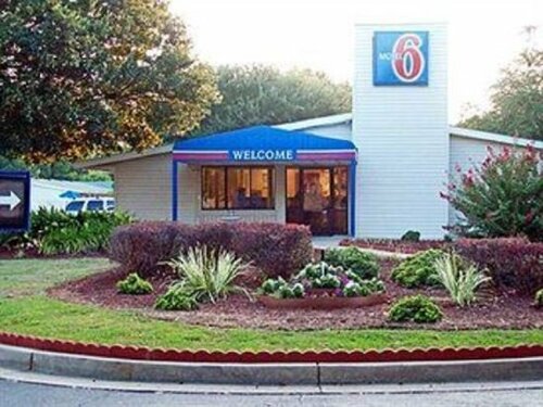 Внешний вид отеля Travelodge by Wyndham Essington Philadelphia Airport в Тиникуме Тауншипе, фото 4