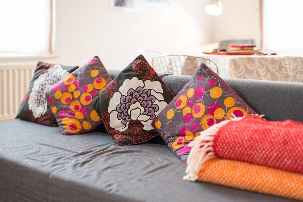 Фото Good Size 2 Bedroom in a Perfect Location