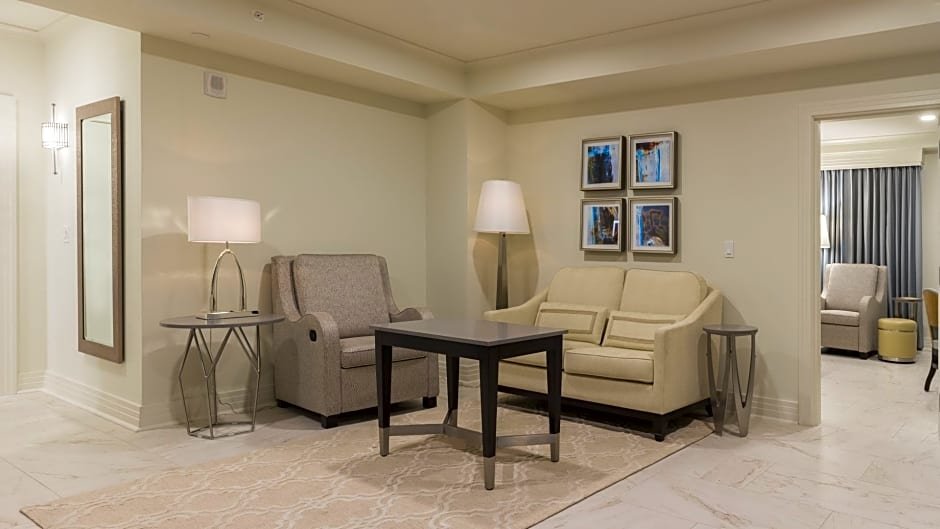 Фото The Jung Hotel and Residences