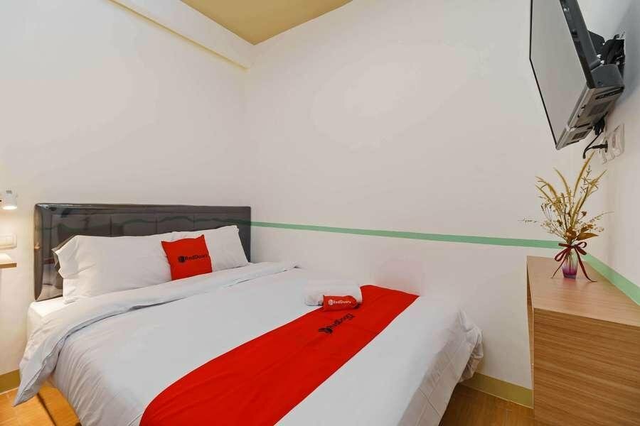 Hotel Tk Khalifah Taman Royal Tangerang, Tangerang, photo