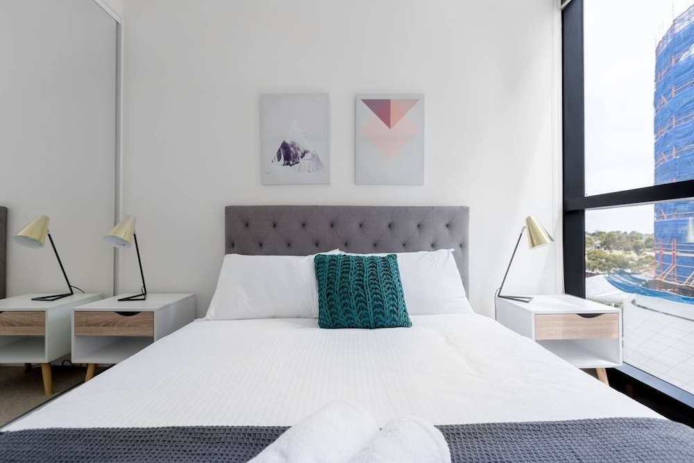 Фото Perfect Location 2 Bdrs Apartment@glen Waverley