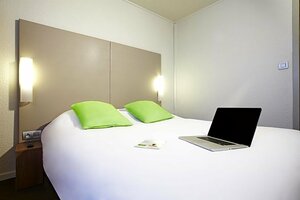 Campanile Paris Ouest - Nanterre - La Défense (Nanterre, Avenue Pablo Picasso, 20), hotel