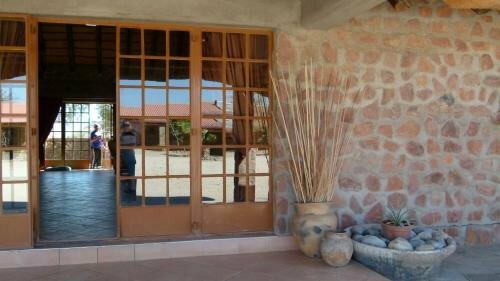 Гостиница Elegant Desert Lodge в Намибии