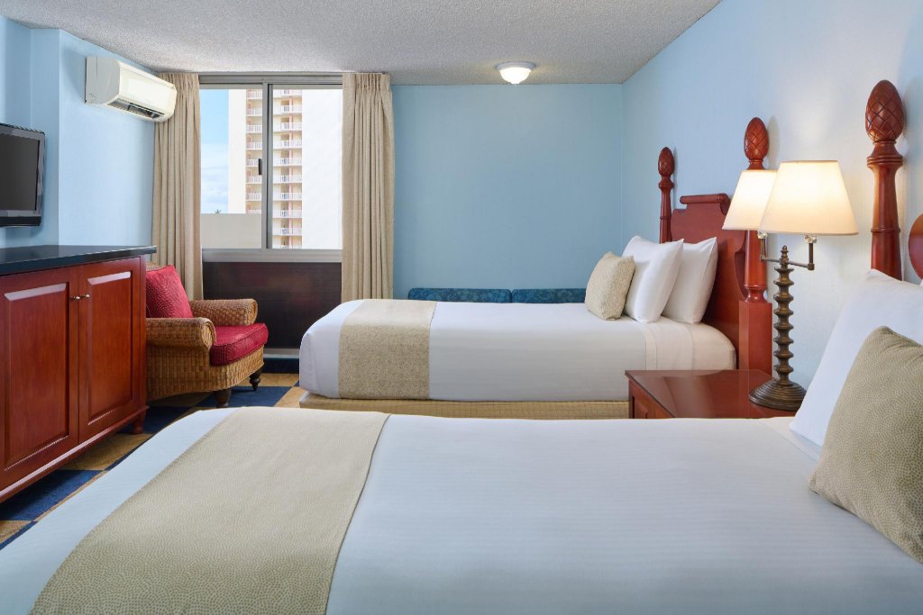 Фото Ewa Hotel Waikiki