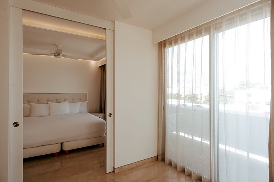 Фото Antera Hotel & Residences