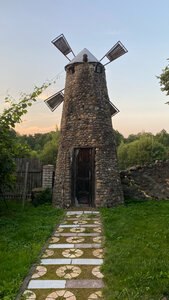 Мельница (Minski District, Papiarnianski Rural Council, agragaradok Siomkava, vulica Parkavaja alieja), landmark, attraction