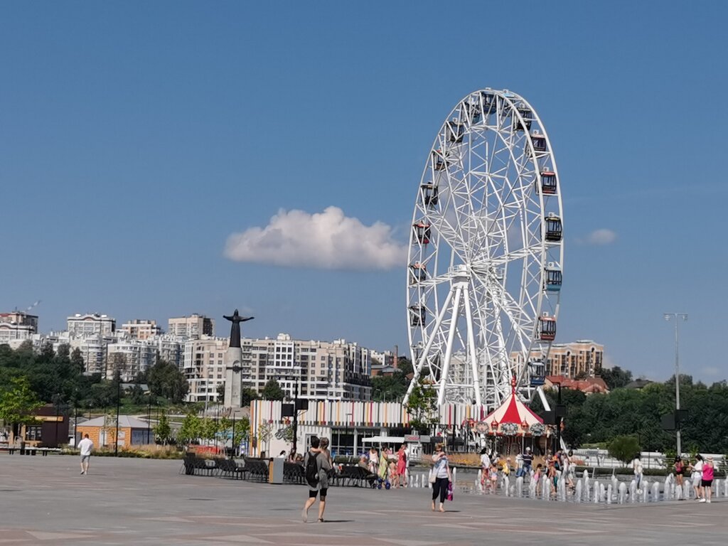 Аттракцион Колесо обозрения Music Wheel, Чебоксары, фото