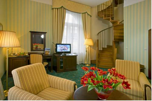 Фото 183270894029