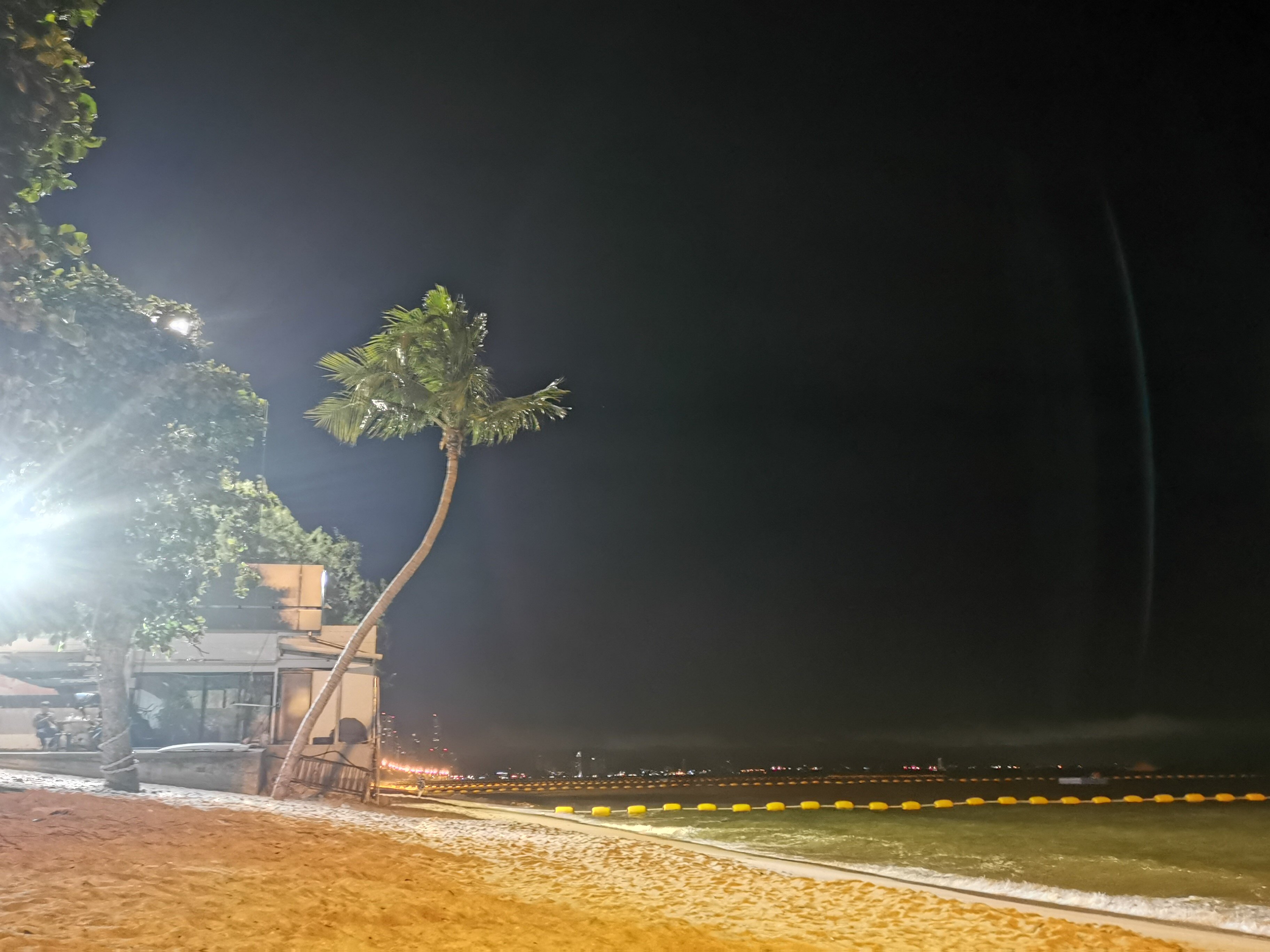 Фото Jomtien Thani Hotel